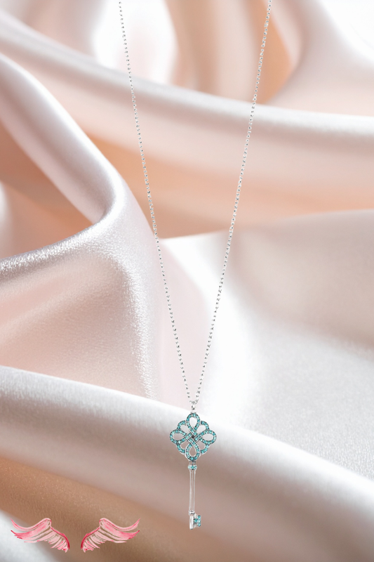 Collar de llave vintage Azure Devotion | La edición Devotion | Heavenly Pieces 