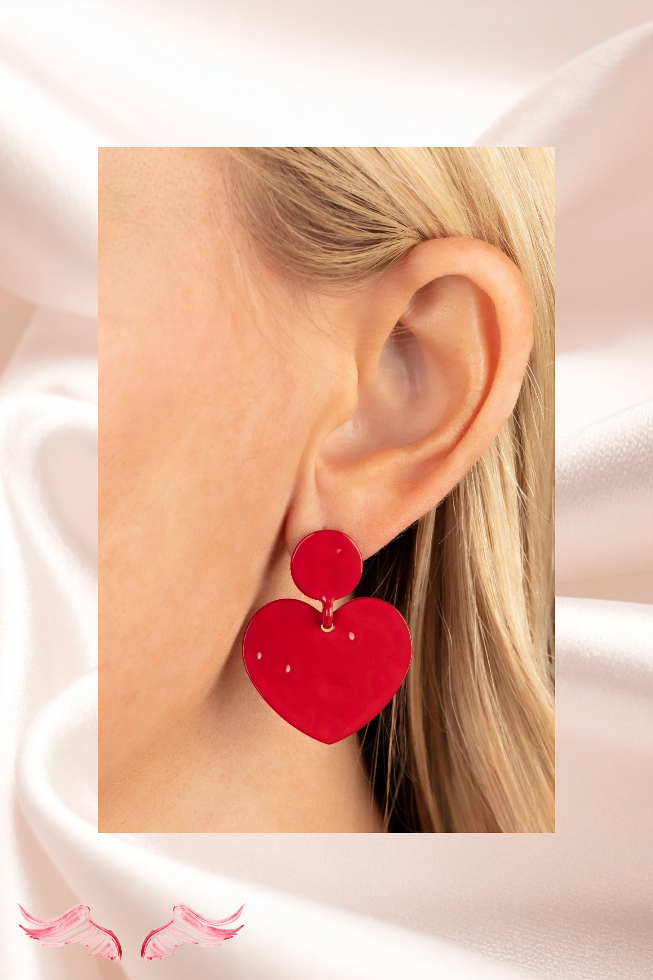 Pendientes de corazón de devoción carmesí